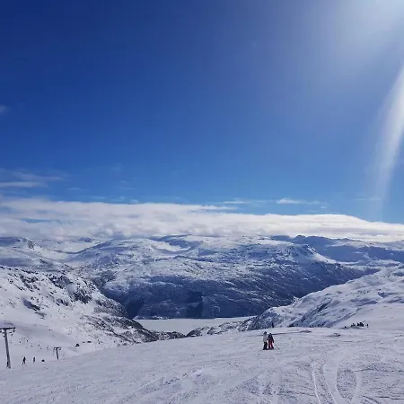 Mountain View 2 *